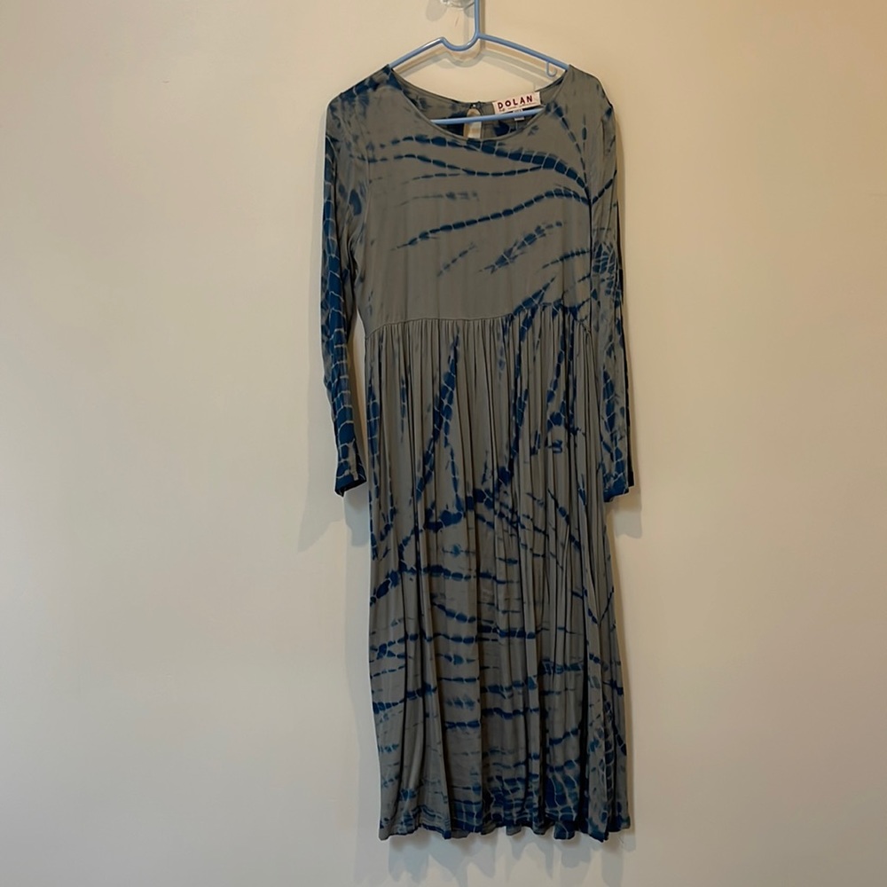 Dolan tie dye dress in green/blue. Beautiful. Size XS runs large NWT